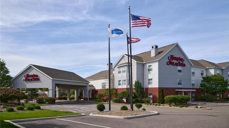 Hampton Inn & Suites Cleveland Southeast Exterior