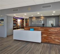 Hampton Inn & Suites St Cloud Lobby