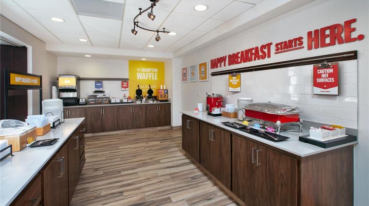Hampton Inn & Suites St Cloud Restaurant