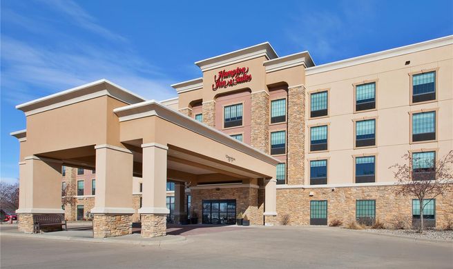 Hampton Inn & Suites St Cloud Exterior