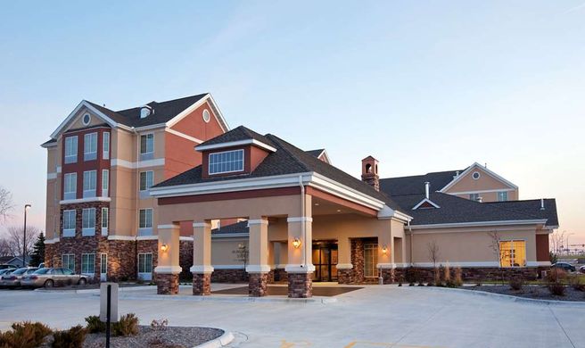 Homewood Suites St Cloud Exterior