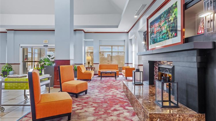 Hilton Garden Inn Starkville Lobby