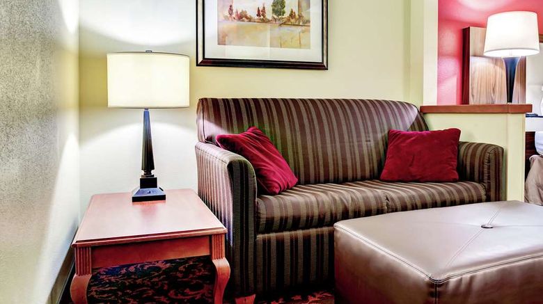 <b>Hampton Inn St Joseph Room</b>. Images powered by <a href="https://iceportal.shijigroup.com/" title="IcePortal" target="_blank">IcePortal</a>.