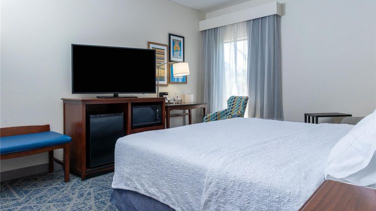 Hampton Inn St Louis Room