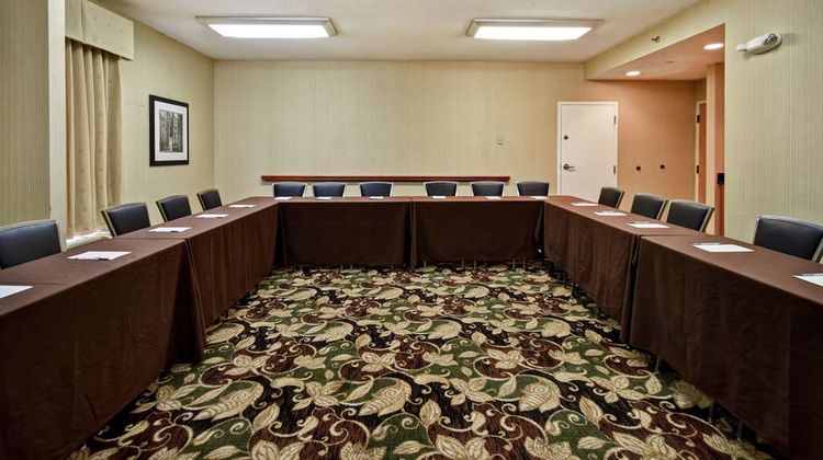 Hampton Inn Westport Meeting
