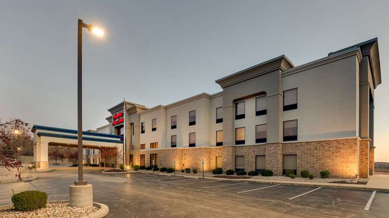 <b>Hampton Inn & Suites Edwardsville Exterior</b>. Images powered by <a href="https://iceportal.shijigroup.com/" title="IcePortal" target="_blank">IcePortal</a>.