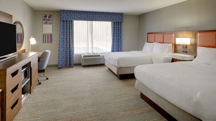 Hampton Inn & Suites Edwardsville Room