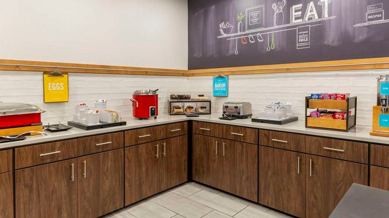 <b>Hampton Inn & Stes St Louis Restaurant</b>. Images powered by <a href="https://iceportal.shijigroup.com/" title="IcePortal" target="_blank">IcePortal</a>.