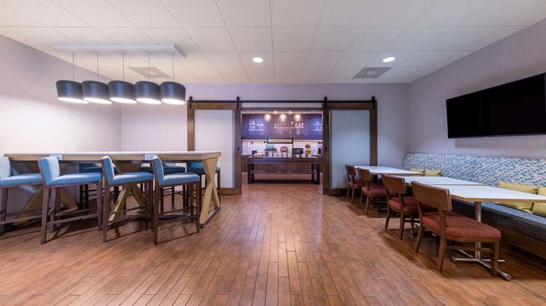 <b>Hampton Inn St. Robert/Ft Leonard Wood Restaurant</b>. Images powered by <a href="https://iceportal.shijigroup.com/" title="IcePortal" target="_blank">IcePortal</a>.