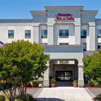 Hampton Inn & Suites Sonoma County