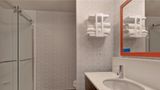 <b>Hampton Inn & Suites Sonoma County Room</b>. Images powered by <a href="https://iceportal.shijigroup.com/" title="IcePortal" target="_blank">IcePortal</a>.