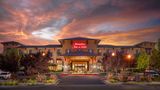 Hampton Inn & Suites Sonoma Wine Country Exterior