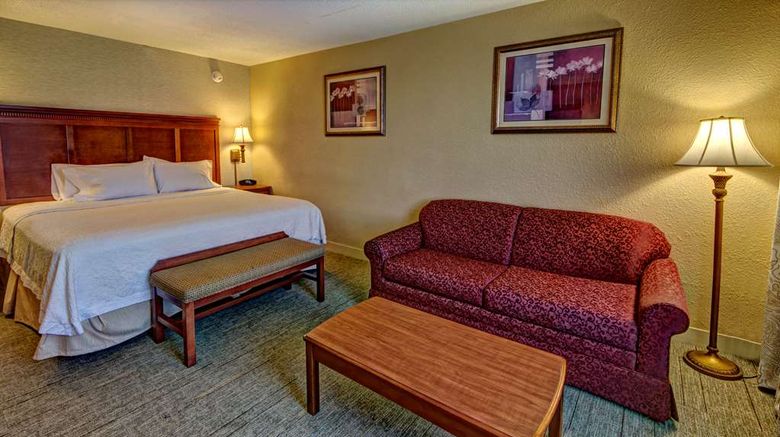 <b>Hampton Inn Manning Room</b>. Images powered by <a href="https://iceportal.shijigroup.com/" title="IcePortal" target="_blank">IcePortal</a>.