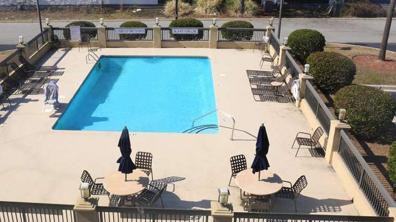 <b>Hampton Inn Sumter Pool</b>. Images powered by <a href="https://iceportal.shijigroup.com/" title="IcePortal" target="_blank">IcePortal</a>.