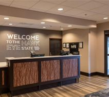 Hampton Inn Orange City Lobby