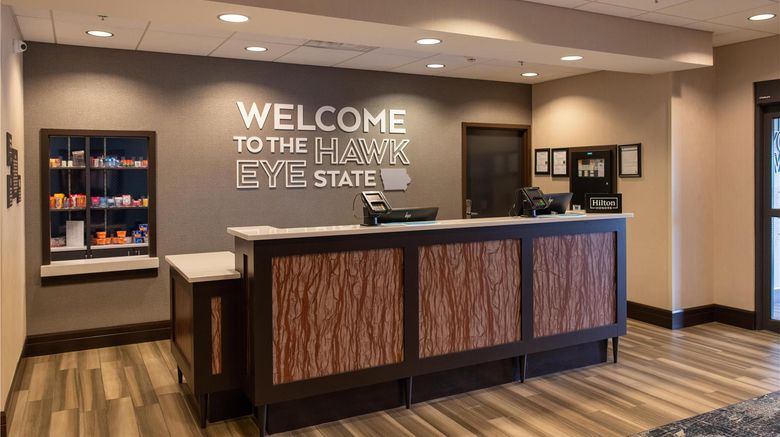 <b>Hampton Inn Orange City Lobby</b>. Images powered by <a href="https://iceportal.shijigroup.com/" title="IcePortal" target="_blank">IcePortal</a>.