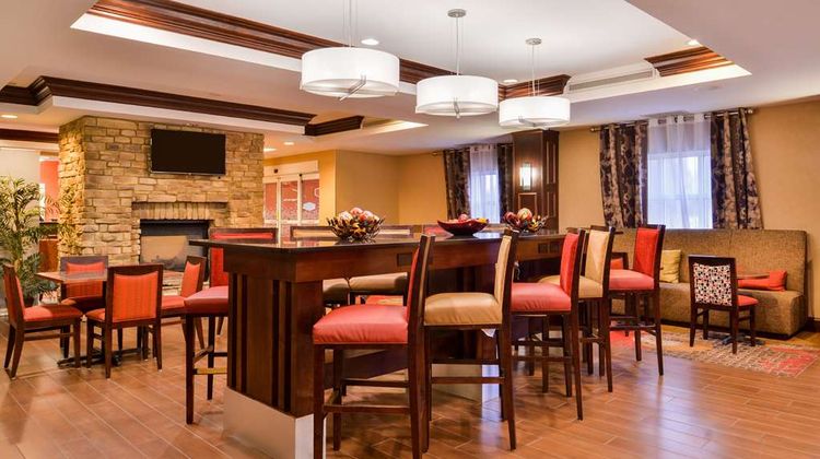 Hampton Inn Statesville Lobby