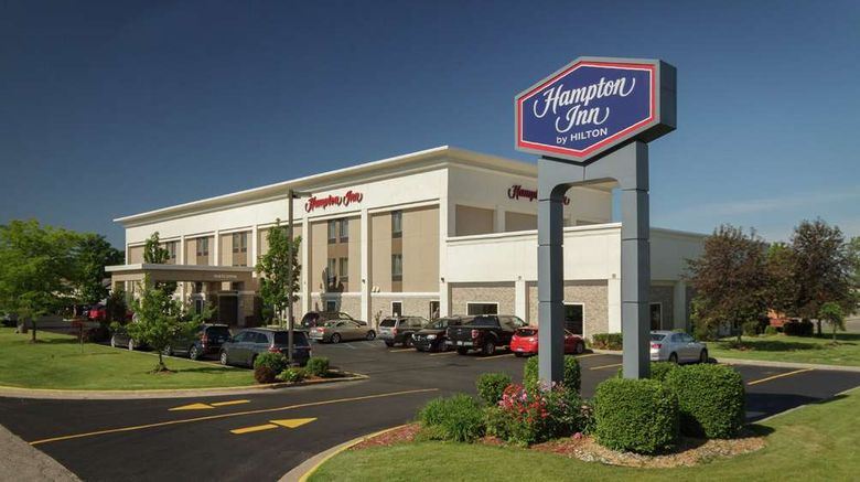 Hampton Inn South Haven Exterior. Images powered by <a href="https://iceportal.shijigroup.com" target="_blank" rel="noopener">Ice Portal</a>.