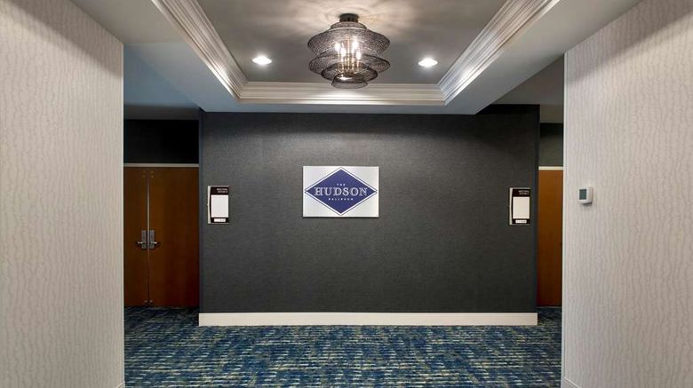 <b>Homewood Suites by Hilton Lobby</b>. Images powered by <a href="https://iceportal.shijigroup.com/" title="IcePortal" target="_blank">IcePortal</a>.