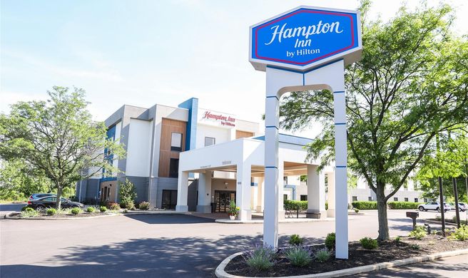 Hampton Inn Shrewsbury Exterior