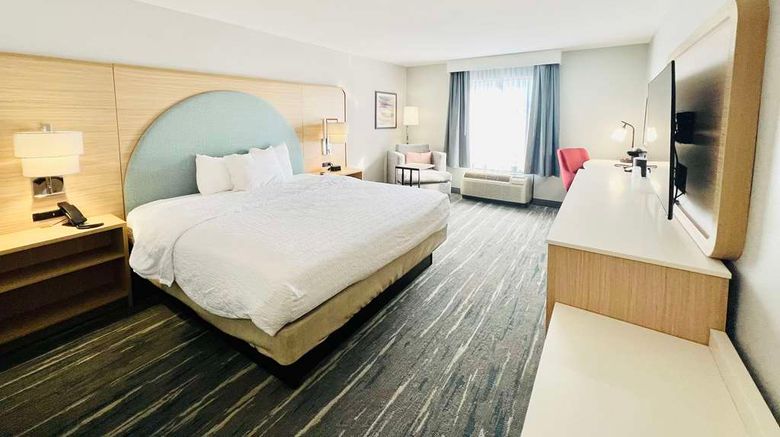 <b>Hampton Inn Stony Creek-Petersburg Room</b>. Images powered by <a href="https://iceportal.shijigroup.com/" title="IcePortal" target="_blank">IcePortal</a>.