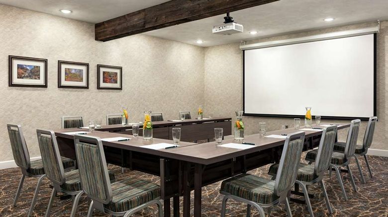 <b>Homewood Suites by Hilton Liverpool Meeting</b>. Images powered by <a href="https://iceportal.shijigroup.com/" title="IcePortal" target="_blank">IcePortal</a>.