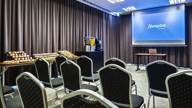 <b>Hampton By Hilton Swinoujscie Meeting</b>. Images powered by <a href="https://iceportal.shijigroup.com/" title="IcePortal" target="_blank">IcePortal</a>.