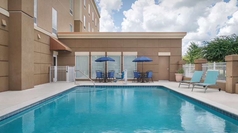 <b>Hampton Inn Statesboro Pool</b>. Images powered by <a href="https://iceportal.shijigroup.com/" title="IcePortal" target="_blank">IcePortal</a>.