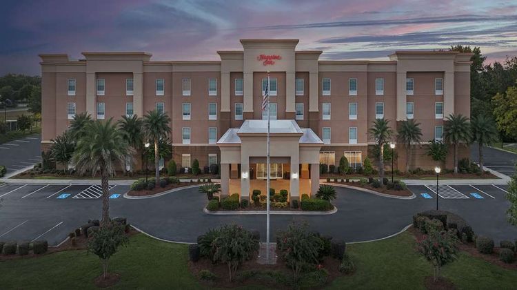 Hampton Inn Statesboro Exterior