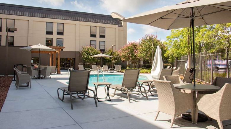 <b>Hampton Inn University Pool</b>. Images powered by <a href="https://iceportal.shijigroup.com/" title="IcePortal" target="_blank">IcePortal</a>.