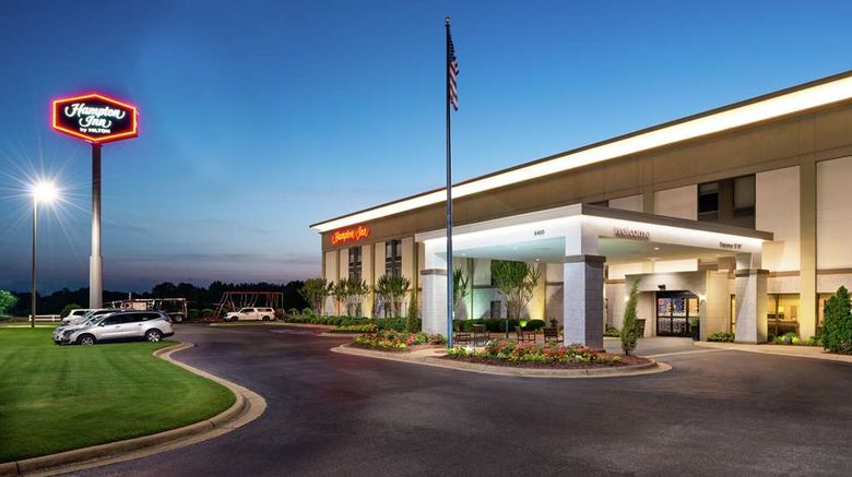 <b>Hampton Inn Tuscaloosa East Exterior</b>. Images powered by <a href="https://iceportal.shijigroup.com/" title="IcePortal" target="_blank">IcePortal</a>.