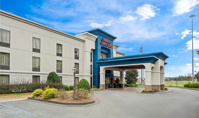 Hampton Inn & Suites Tifton Exterior