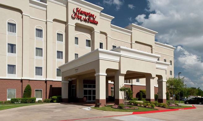 Hampton Inn & Suites Texarkana Exterior