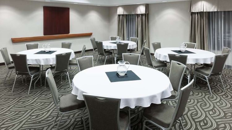 Hampton Inn & Suites Tulare Meeting