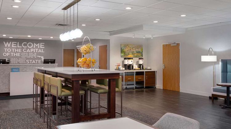 Hampton Inn Tallahassee-Central Lobby