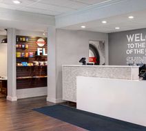 Hampton Inn Tallahassee-Central Lobby