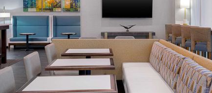 Hampton Inn Tallahassee-Central Lobby