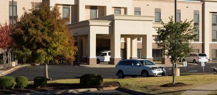 Hampton Inn by Hilton Troy Exterior