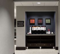 Hampton Inn by Hilton Troy Lobby