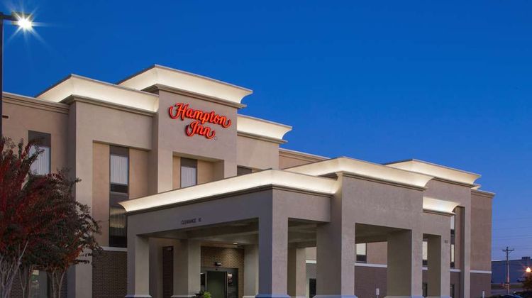 Hampton Inn by Hilton Troy Exterior