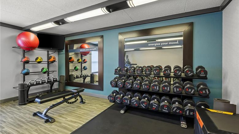 <b>Hampton Inn Toledo South Maumee Health</b>. Images powered by <a href="https://iceportal.shijigroup.com/" title="IcePortal" target="_blank">IcePortal</a>.