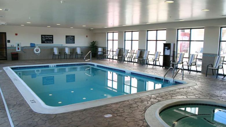 <b>Hampton Inn Topeka Pool</b>. Images powered by <a href="https://iceportal.shijigroup.com/" title="IcePortal" target="_blank">IcePortal</a>.
