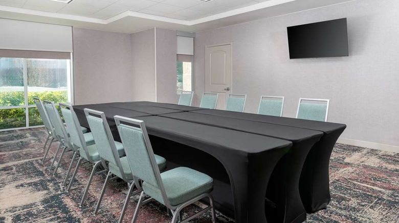<b>Homewood Suites Tampa Airport-Westshore Meeting</b>. Images powered by <a href="https://iceportal.shijigroup.com/" title="IcePortal" target="_blank">IcePortal</a>.