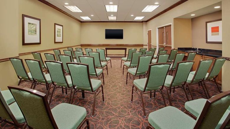 <b>Homewood Suites by Hilton Tampa Meeting</b>. Images powered by <a href="https://iceportal.shijigroup.com/" title="IcePortal" target="_blank">IcePortal</a>.