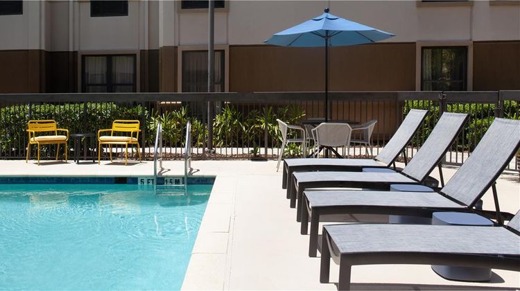 Hampton Inn & Suites Tampa North Pool