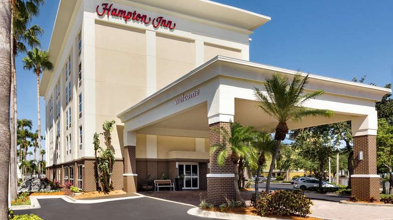 <b>Hampton Inn Tampa/Rocky Point-Airport Exterior</b>. Images powered by <a href="https://iceportal.shijigroup.com/" title="IcePortal" target="_blank">IcePortal</a>.