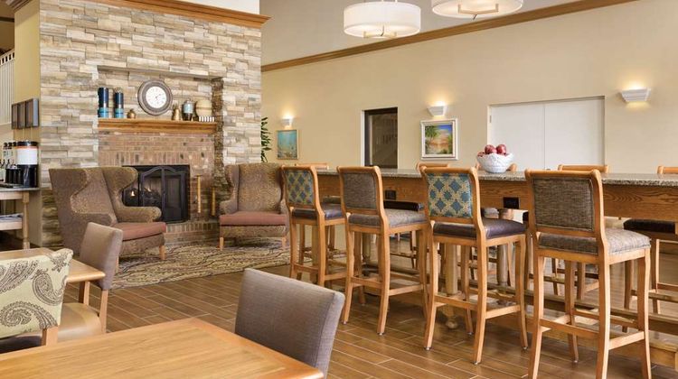Hampton Inn & Suites Tarpon Springs Lobby