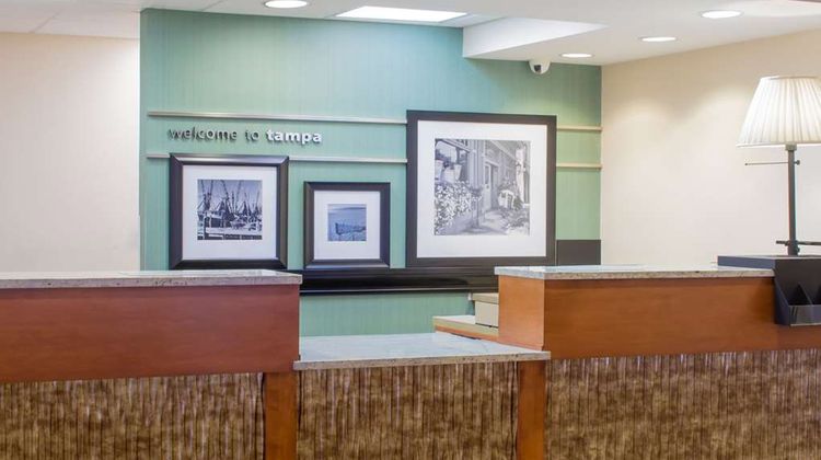 Hampton Inn Veterans Expressway Lobby