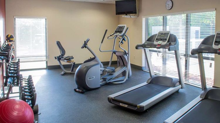 Hampton Inn Veterans Expressway Health