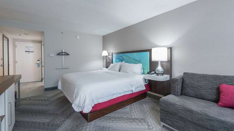 Hampton Inn Veterans Expressway Room